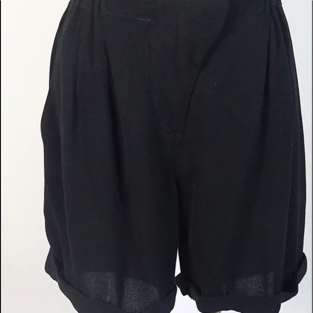 Kourtney kardashain  owned and worn shorts comes with loa